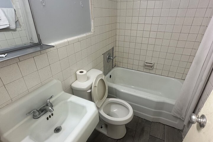 Room 20 of 20