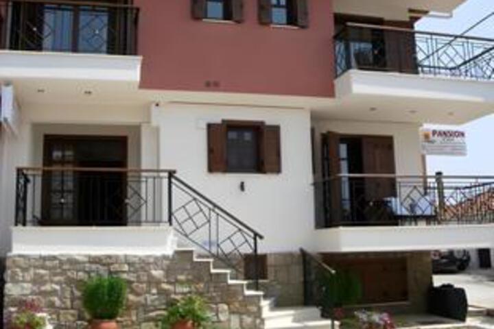 Hotel 3 of 4