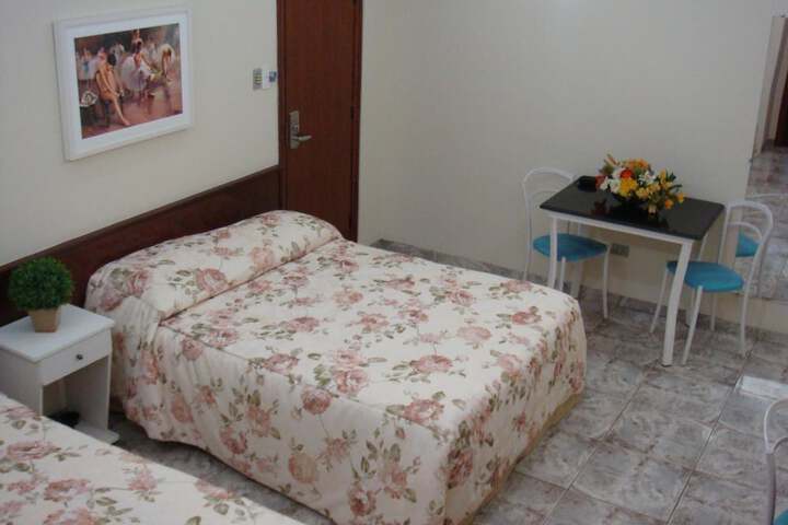 Room 17 of 44