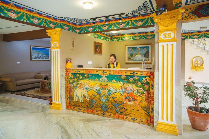 Hotel Interior 4 of 43