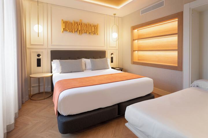 Room 20 of 62