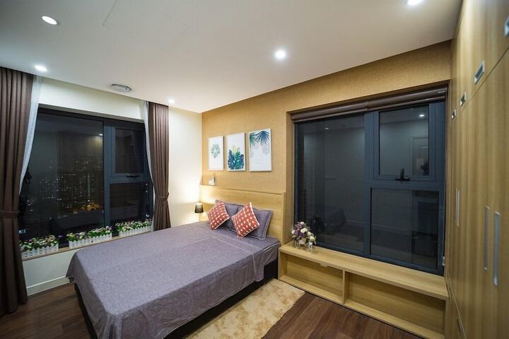 Room 4 of 39