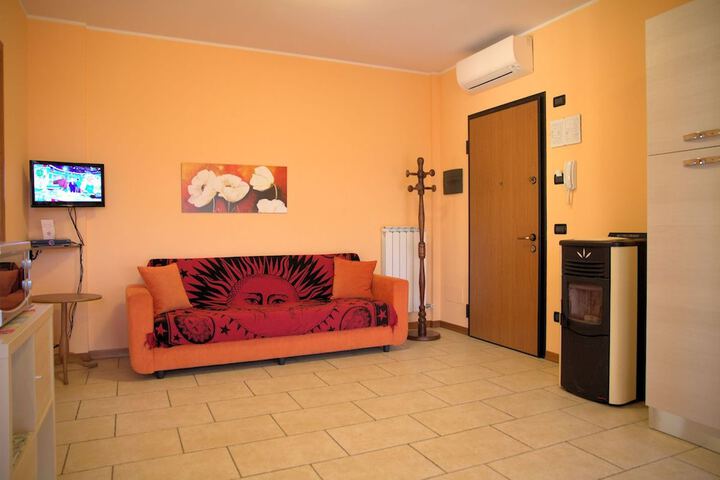 Room 25 of 47