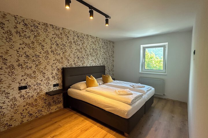 Room 11 of 67