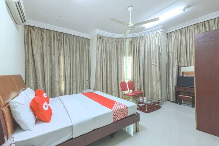 Room 13 of 73
