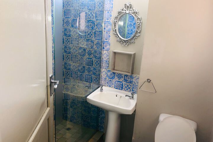Room 196 of 241