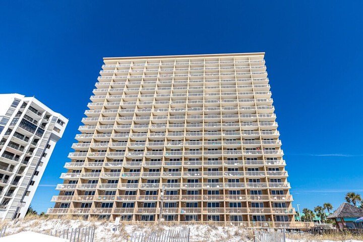 Hotel 72 of 82