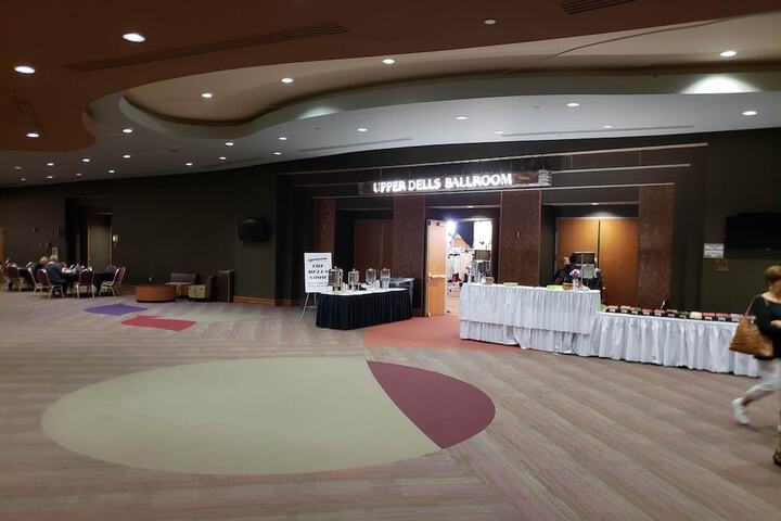 Ballroom/Hall 37 of 54