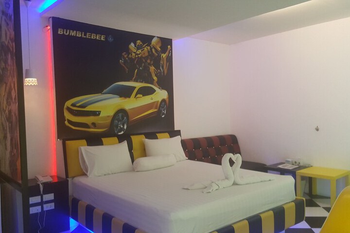 Room 19 of 58
