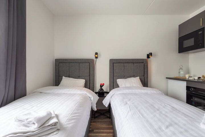Room 48 of 89