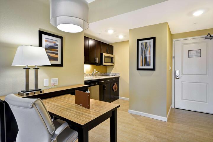 1 King Bed Studio Suite (12 of 19)