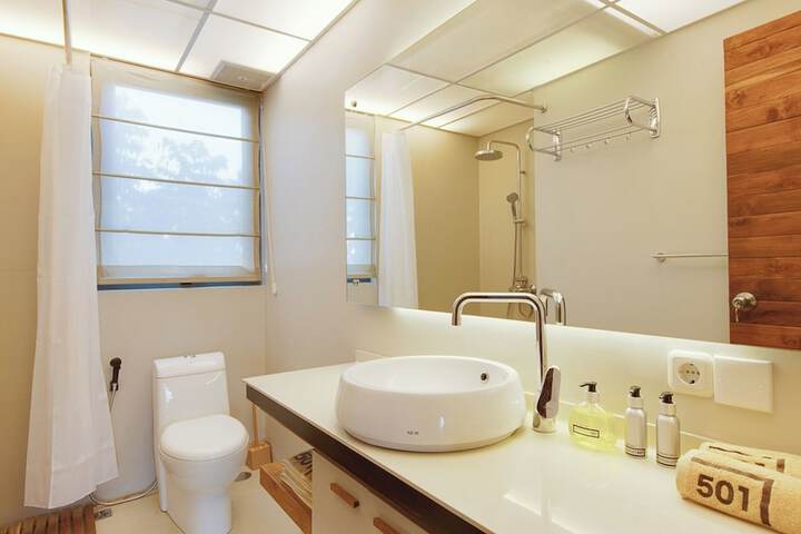 Clean Restrooms