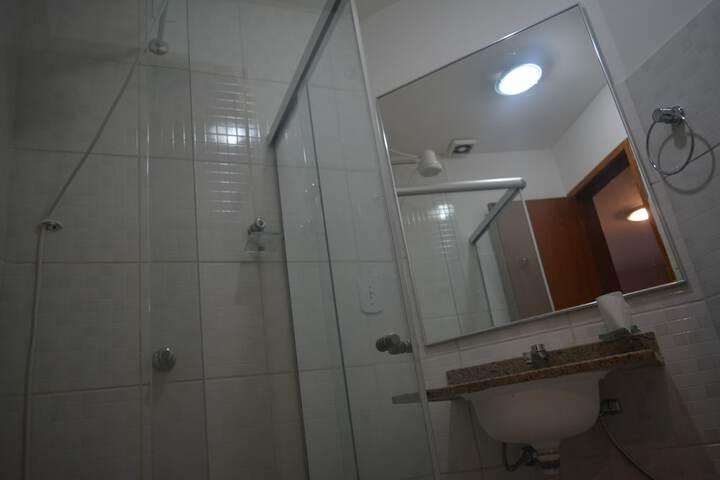 Room 26 of 33