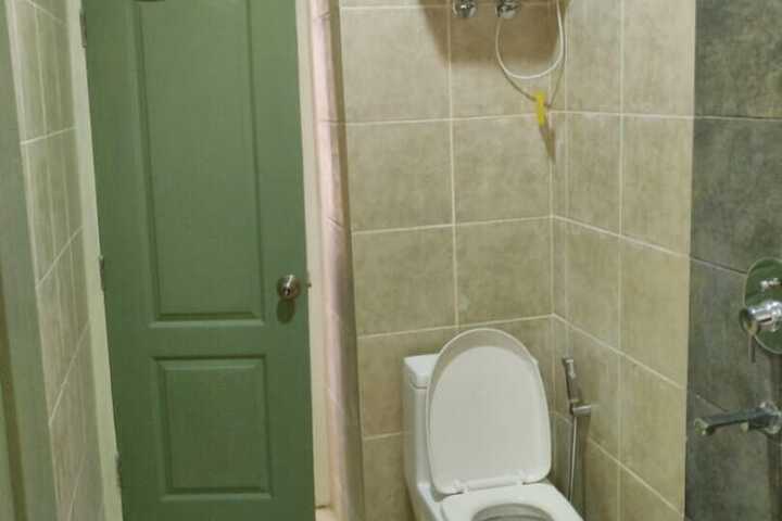 Room 15 of 44