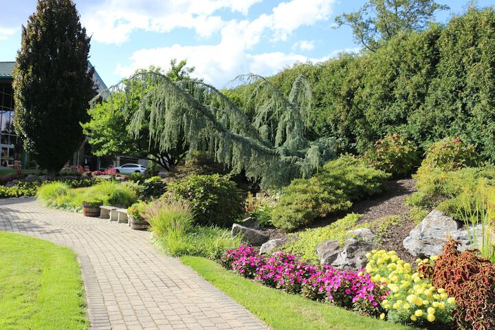 Hotel Exterior 77 of 89