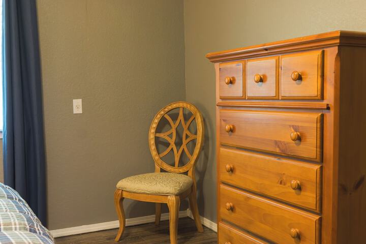 Room 294 of 917