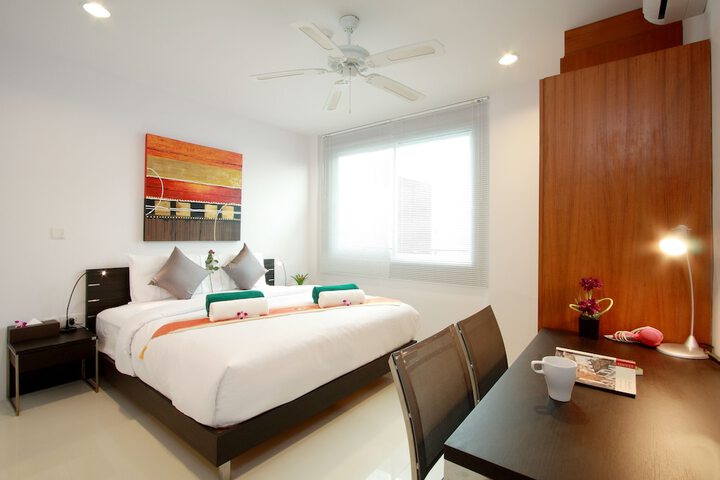 Room 21 of 94