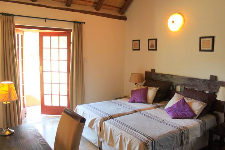 Room 8 of 38