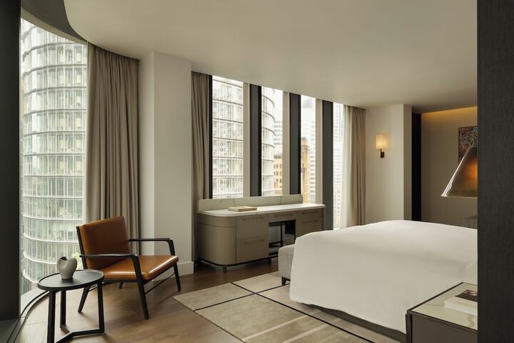 Room 46 of 123