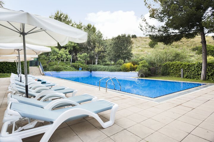 Hotel Pool