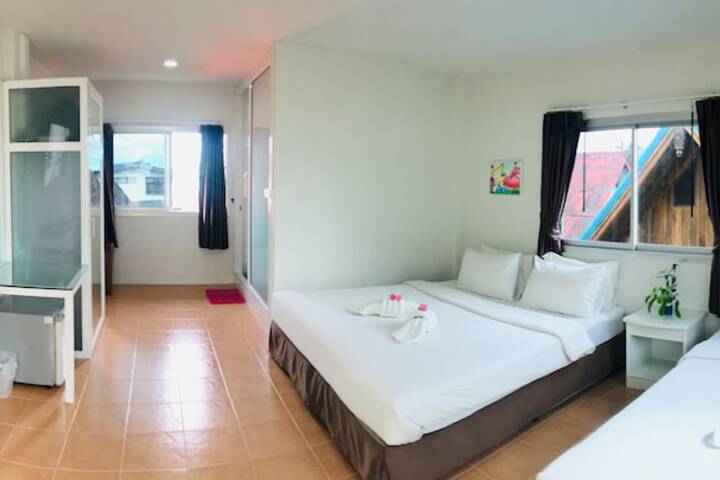 Room 6 of 51