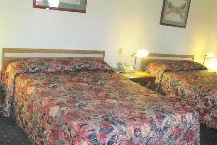 Room 4 of 29