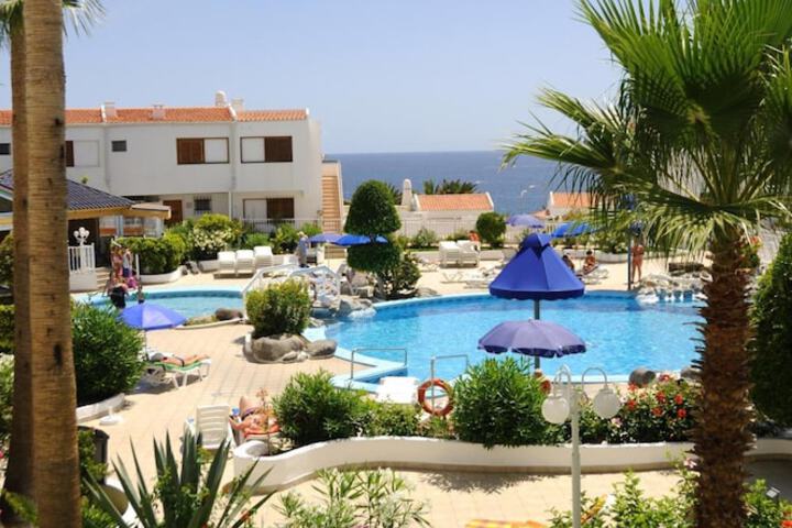 Hotel with Pool