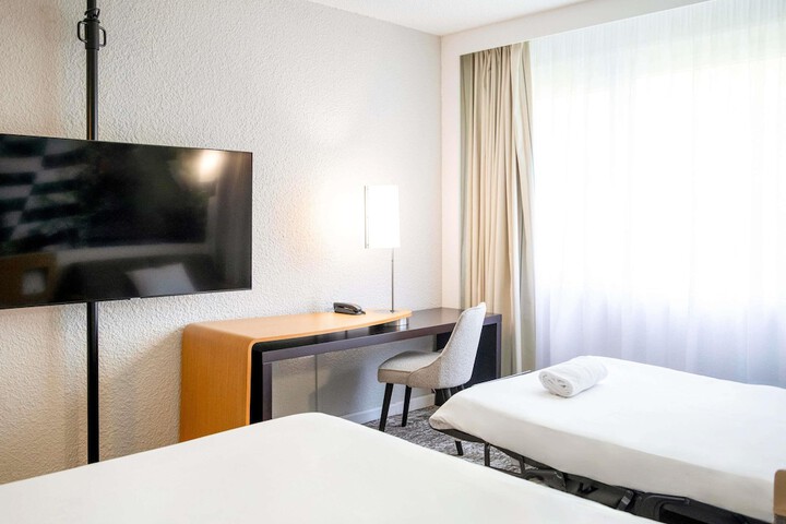 Room 50 of 223