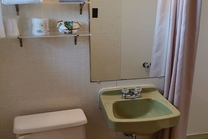 Room 18 of 31