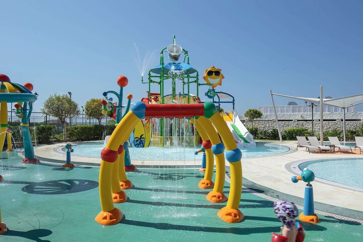 Pool 138 of 311