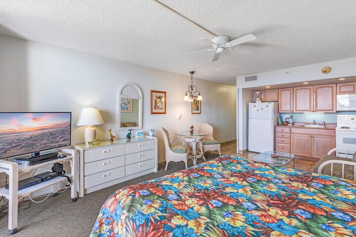 Room 193 of 484