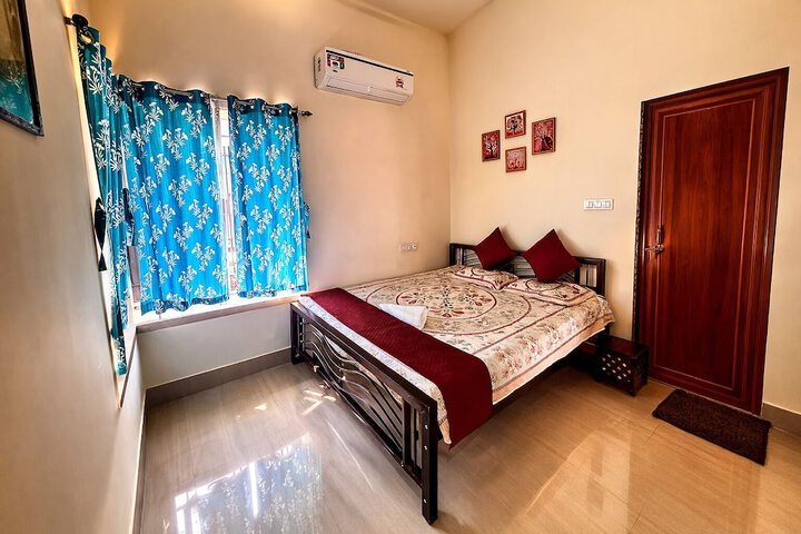 Room 6 of 22
