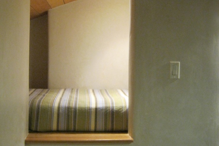 Room 25 of 100
