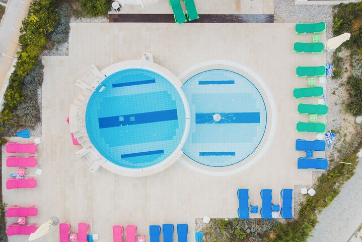 Pool Hotel
