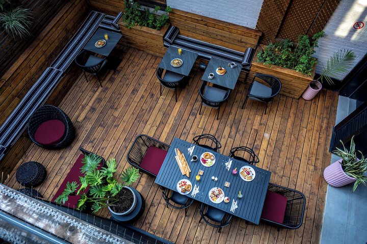 Terrace/Patio 42 of 70