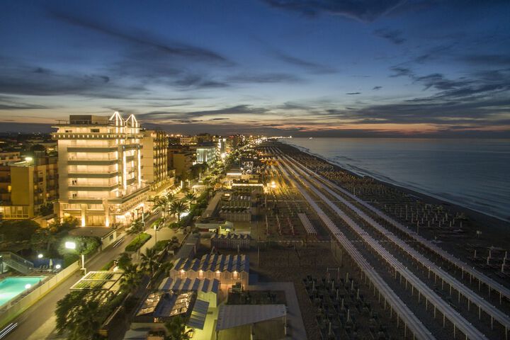 Hotel View 144 of 145