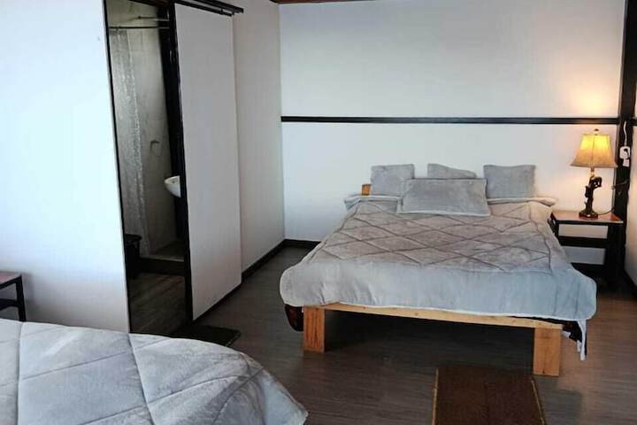 Room 8 of 27