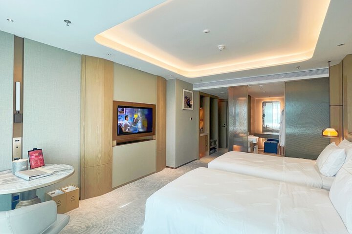 Room 26 of 114