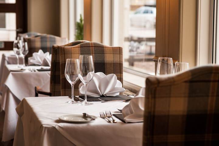 Dining Photos
