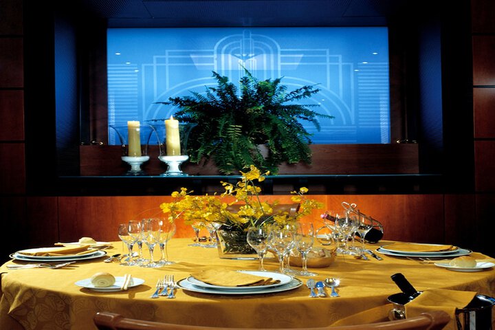 Dining 47 of 81