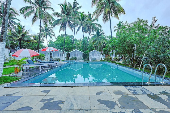 Pool 22 of 27