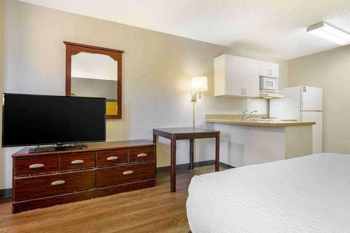 Studio 2 Double Beds (1 of 5)