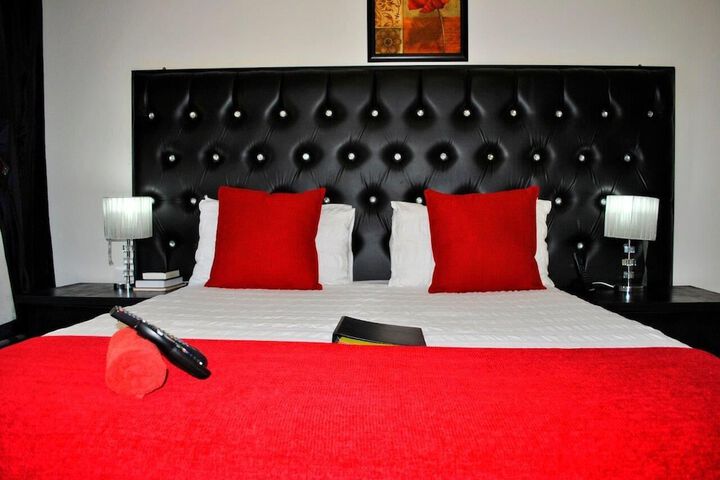 Room 3 of 41