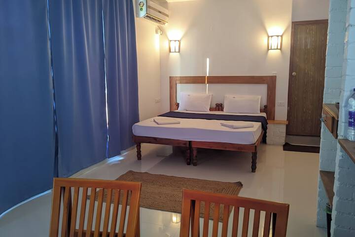 Room 21 of 45