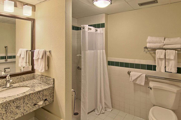 Room 35 of 54