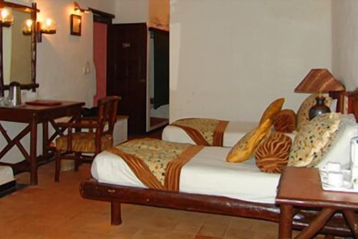 Room 4 of 28