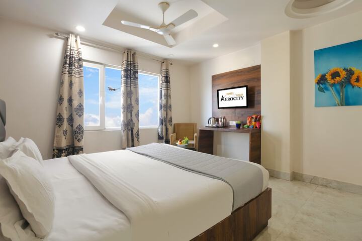 Room 45 of 74