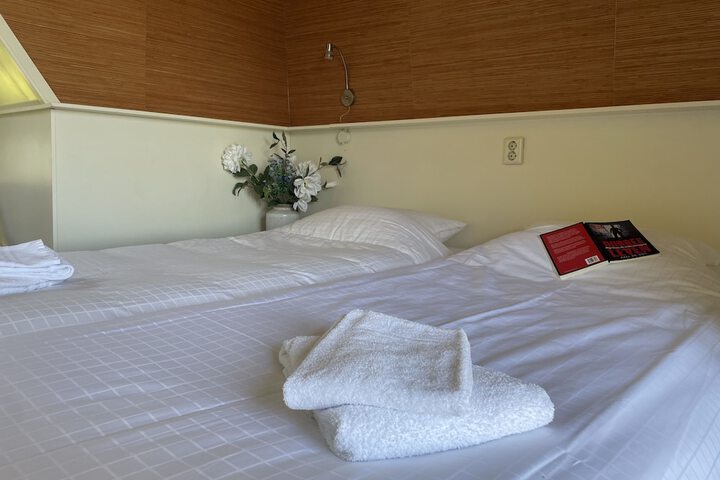 Room 3 of 12
