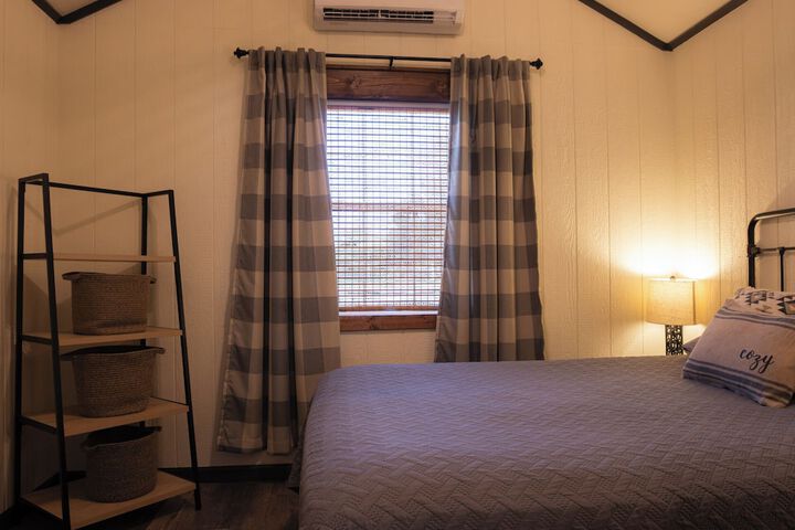 Room 242 of 917