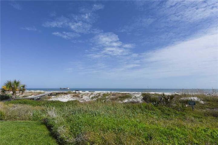 3939 Duval Drive Beachfront Gas Grill Wifi 0 in Jacksonville Beach, FL